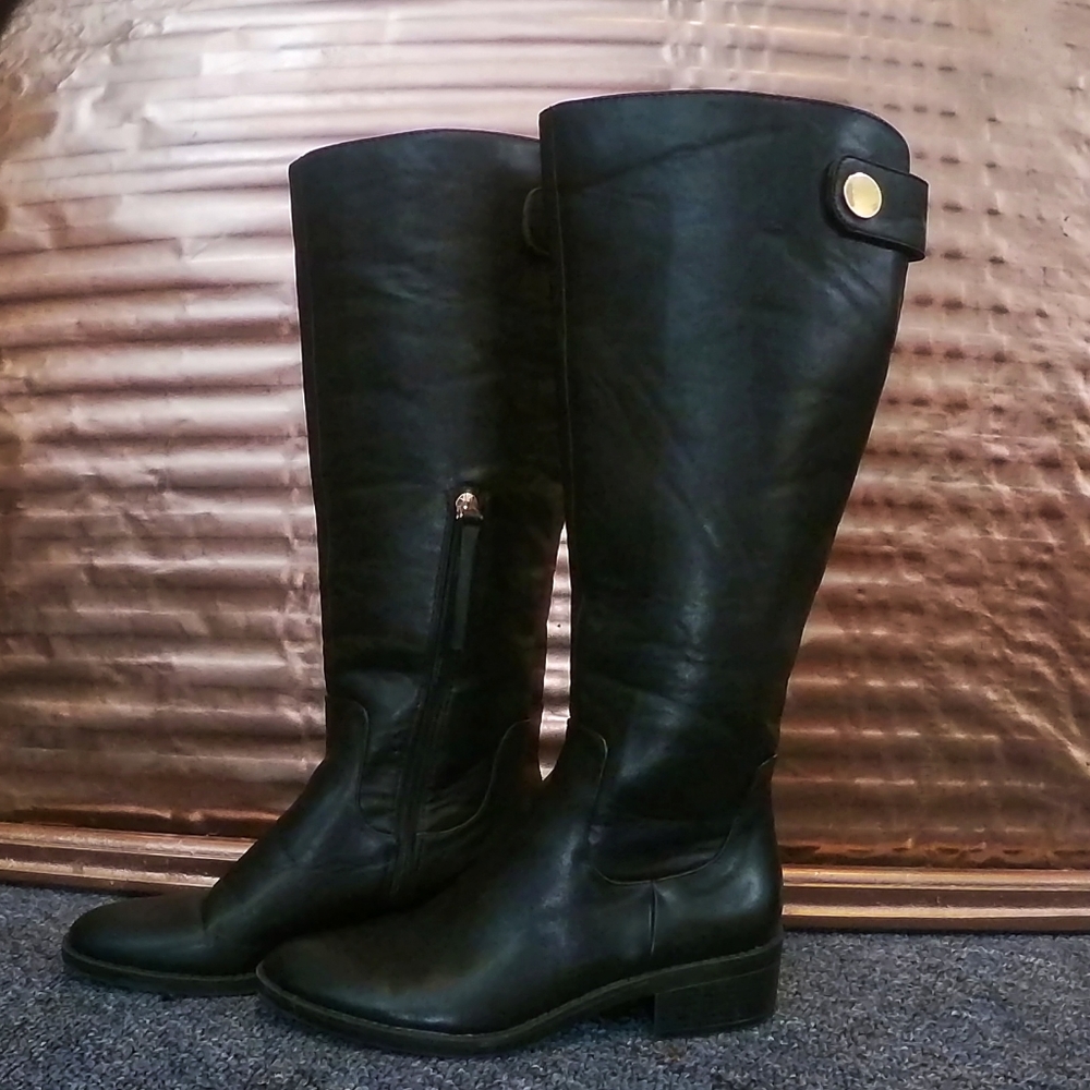 Forever 21 black knee high boots